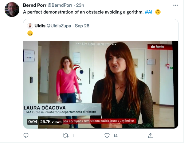 Latvijas Twitteris asprātīgi reaģē uz biroja darbinieces kuriozu TV sižetā