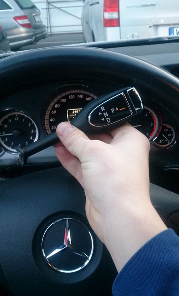 Autoskolā šo nemāca.