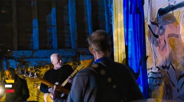 PINK FLOYD izdod dziesmu Ukrainas atbalstam